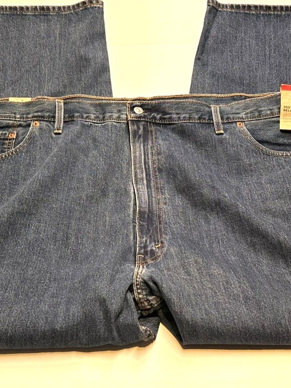 NWT Levi's 550 Relaxed Fit Denim Jeans 54x30